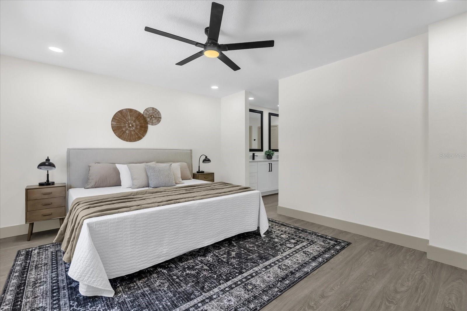 Image 12 of 34 For 12 Horseman Cove