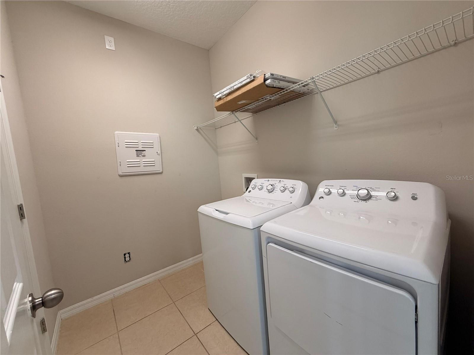 Image 13 of 26 For 8125 Graycliff Avenue