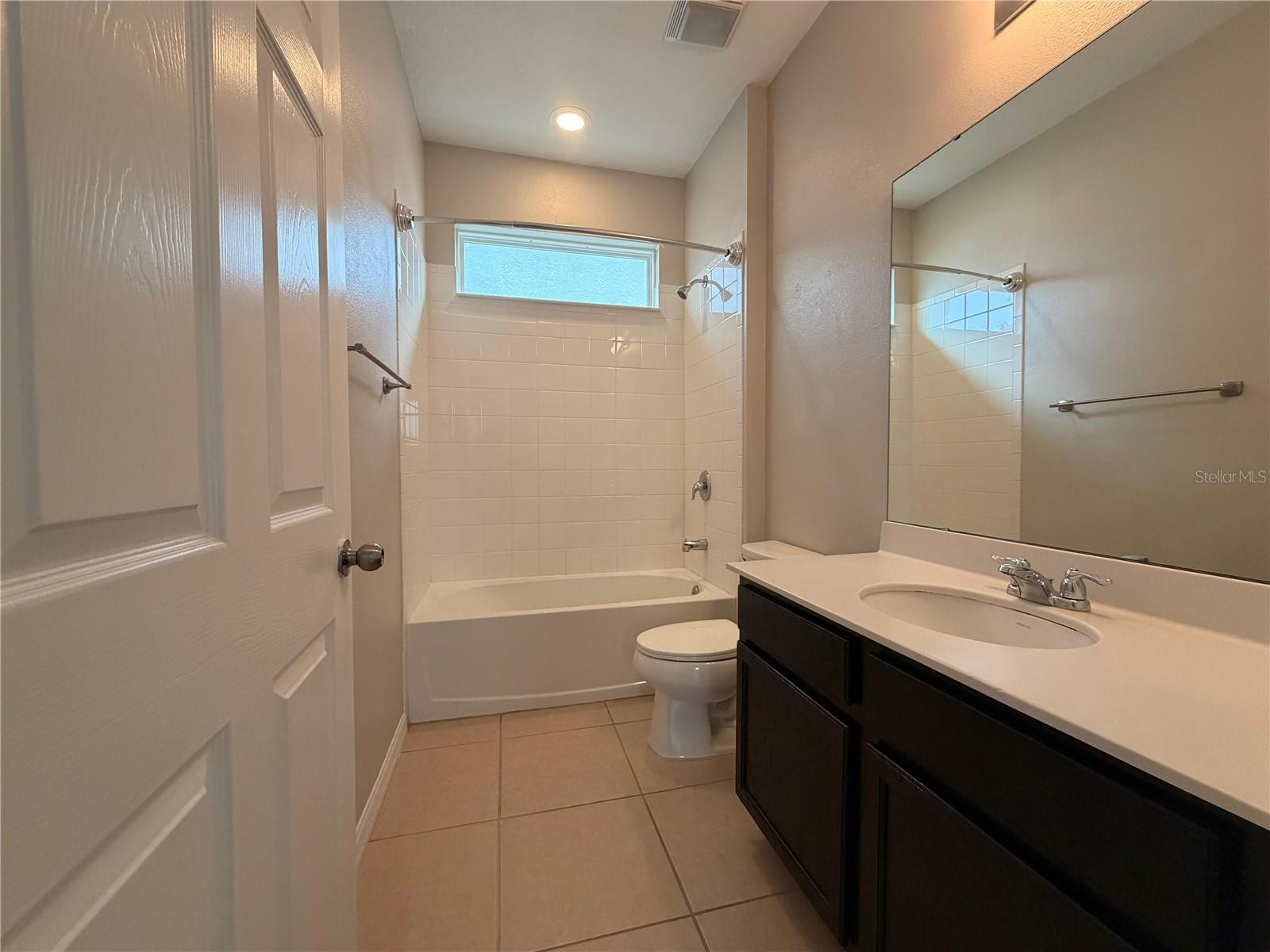 Image 18 of 26 For 8125 Graycliff Avenue