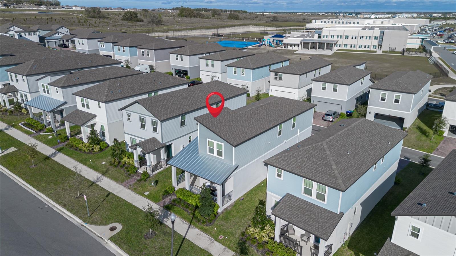 Listing photo id 2 for 4875 Lacewing Drive