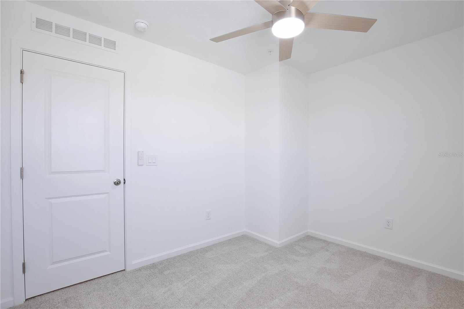 Image 20 of 29 For 3105 Douglas Fir Drive