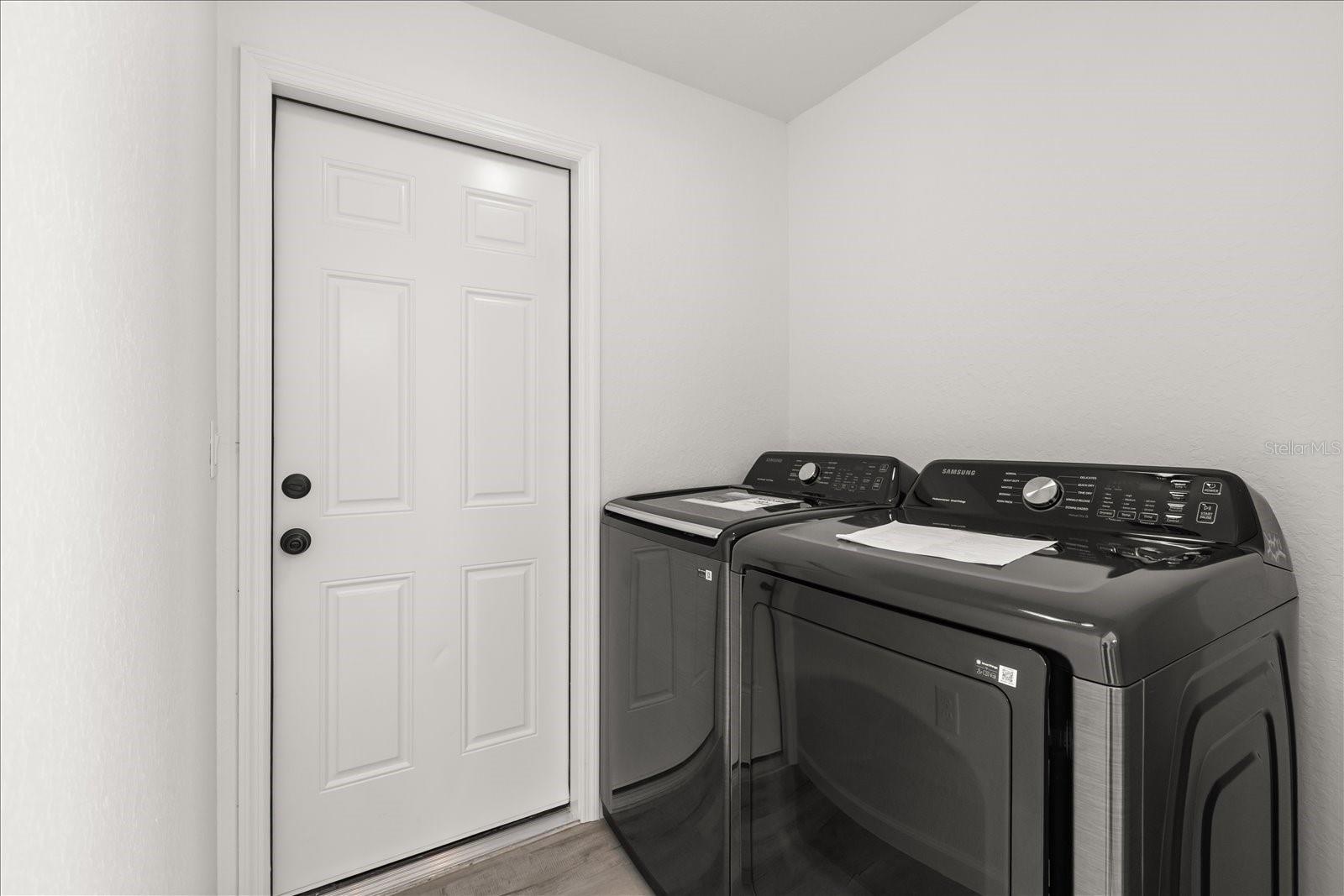 Image 22 of 25 For 1504 5th Street