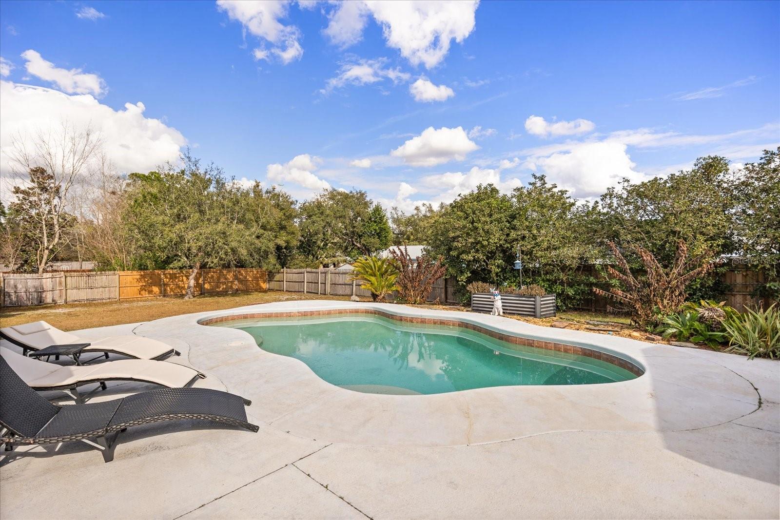 Image 25 of 29 For 275 Walnut Avenue