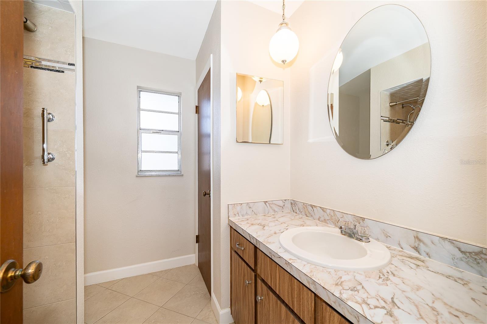 Image 18 of 27 For 4529 Flagg Street