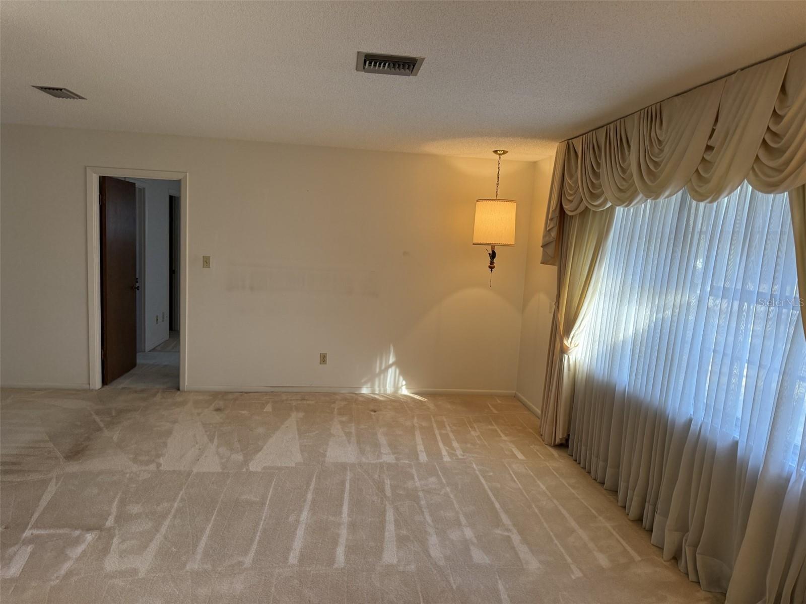 Image 6 of 27 For 4529 Flagg Street