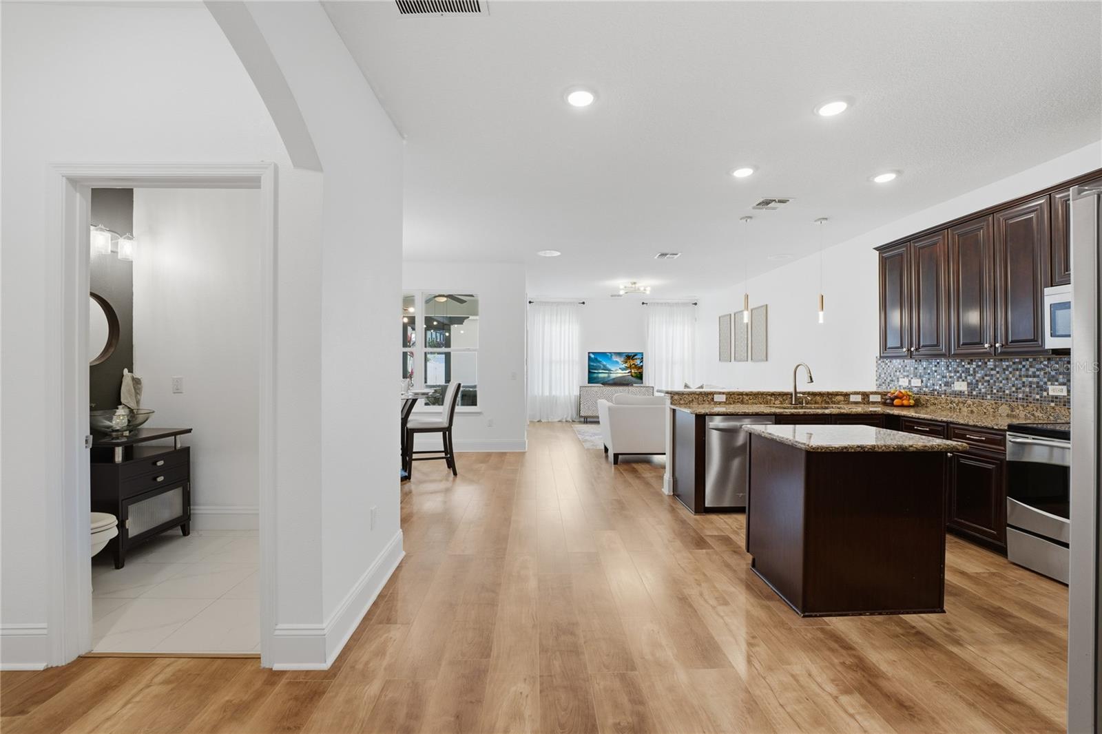 Image 18 of 56 For 6382 Golden Dewdrop Trail