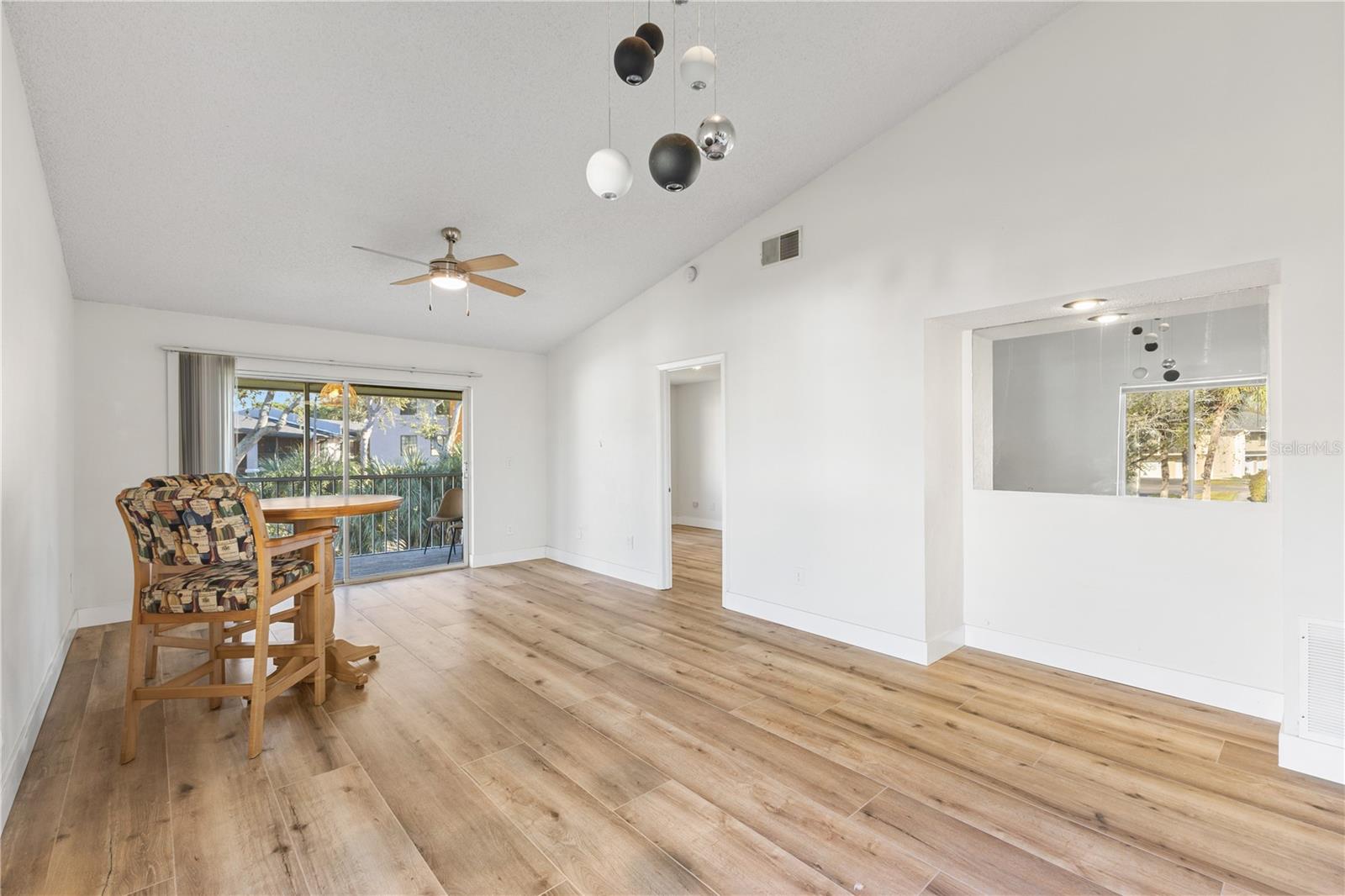 Image 16 of 31 For 5606 Blue Shadows Court 10