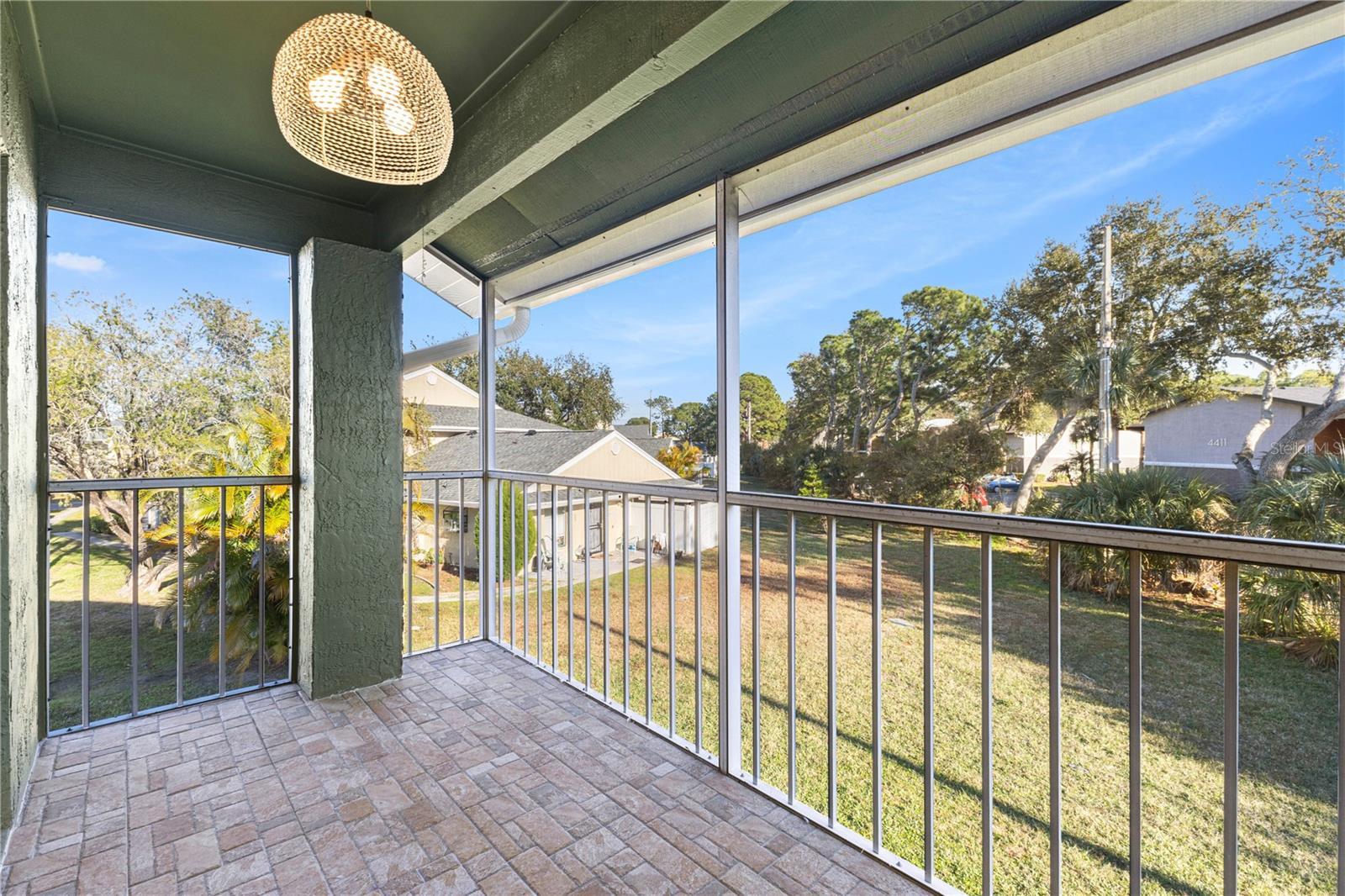 Image 17 of 31 For 5606 Blue Shadows Court 10