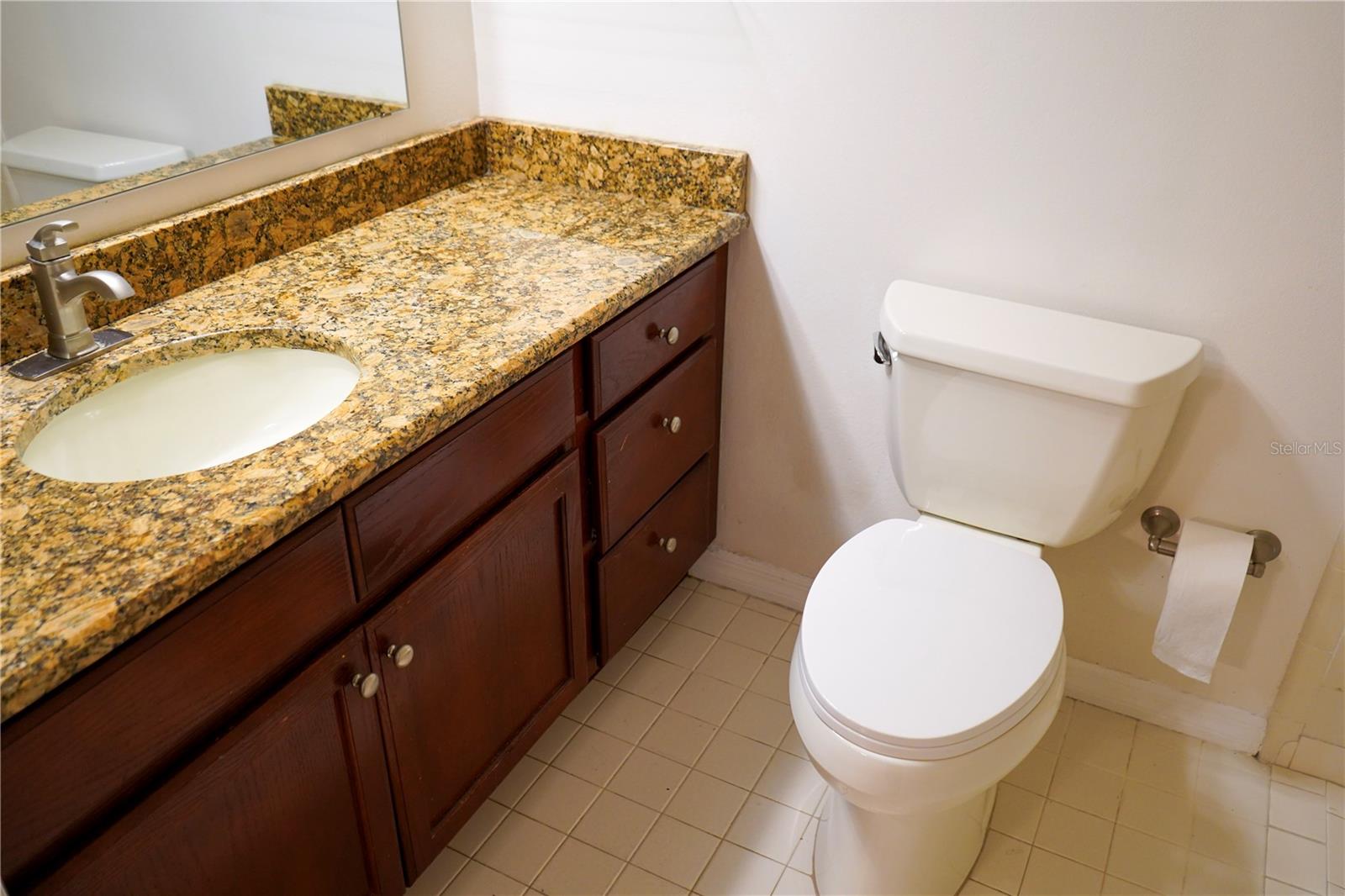 Image 11 of 21 For 101 Grand Plaza Drive P40