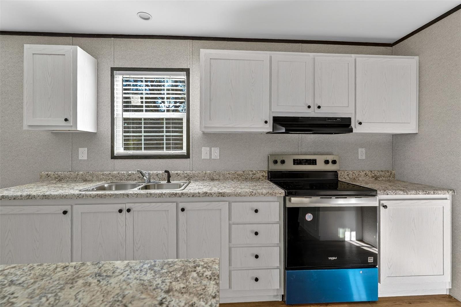 Image 14 of 49 For 11116 64th Street