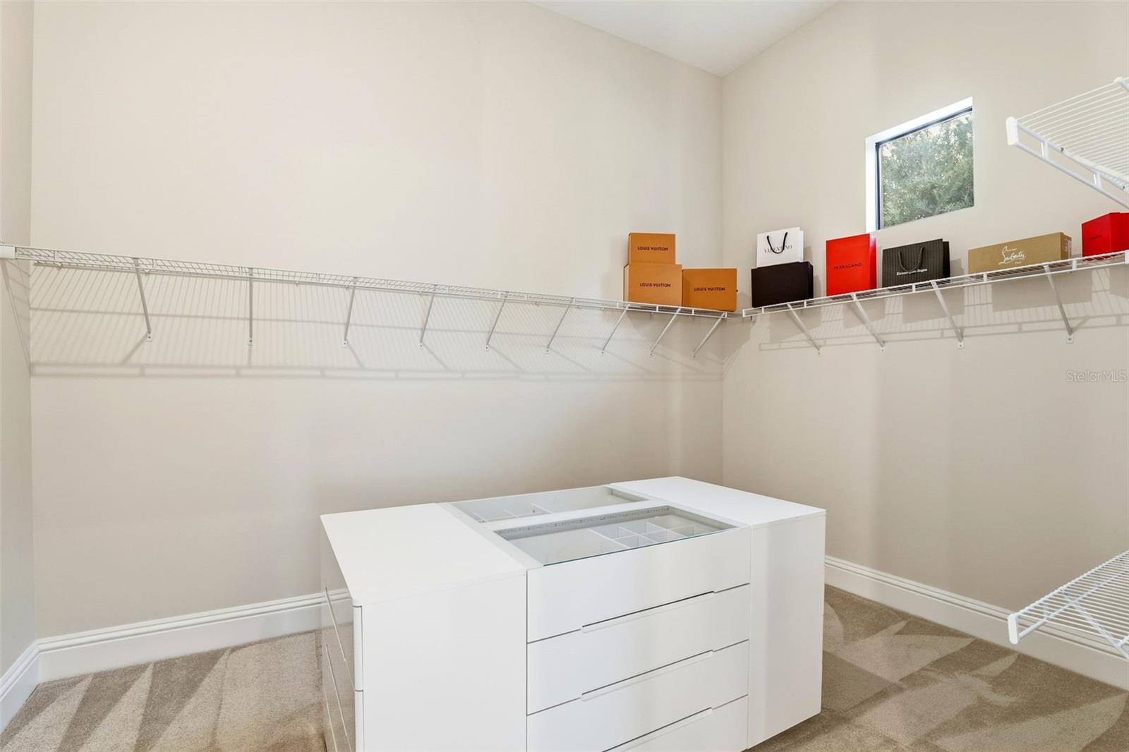 Image 27 of 50 For 705 Largovista Drive