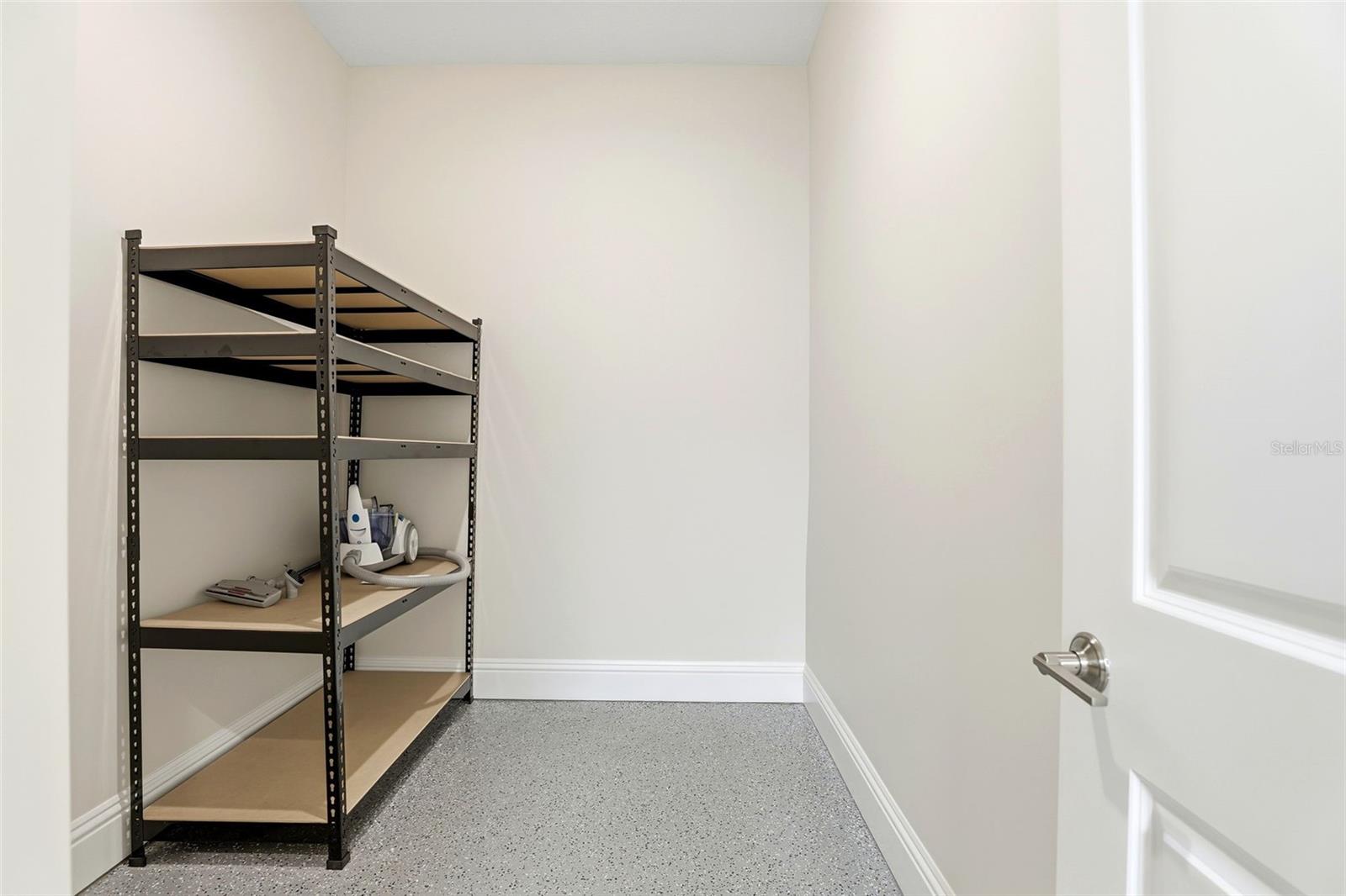 Image 38 of 50 For 705 Largovista Drive