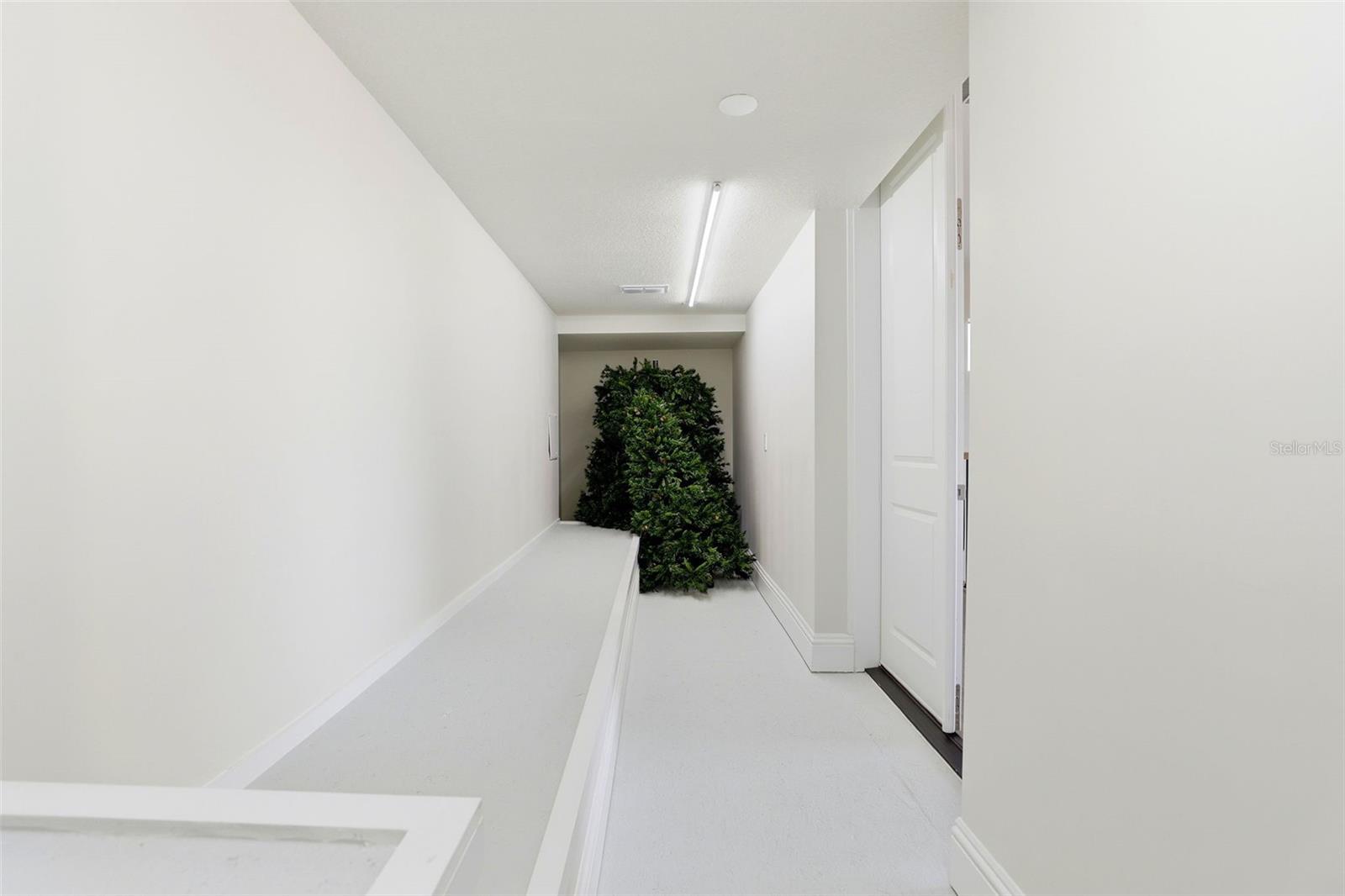 Image 42 of 50 For 705 Largovista Drive