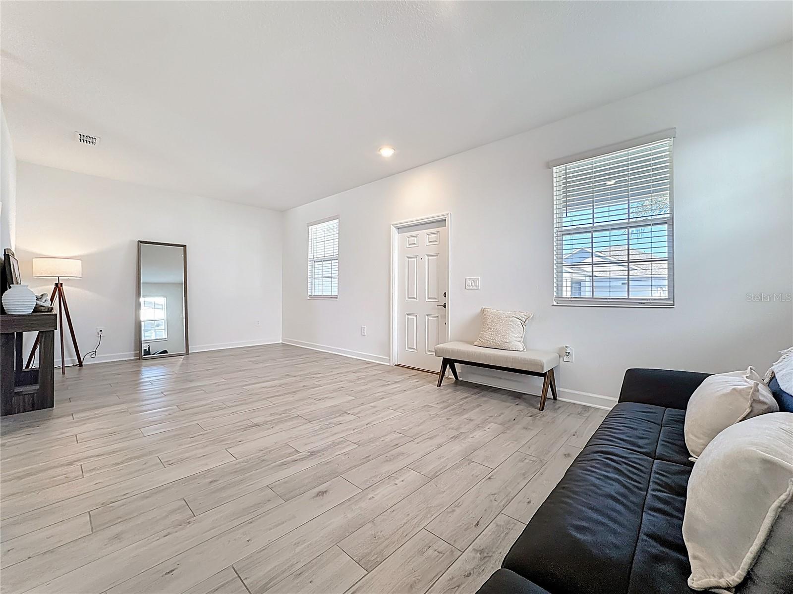 Image 6 of 40 For 3077 Ella Way