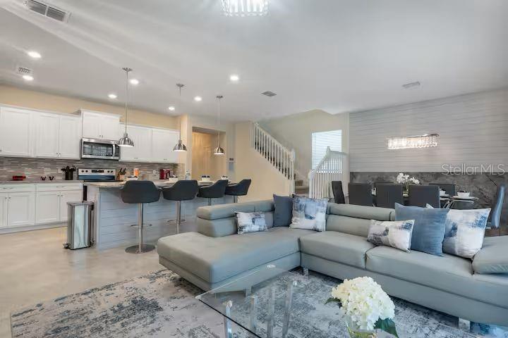 Image 16 of 26 For 4030 Lana Avenue