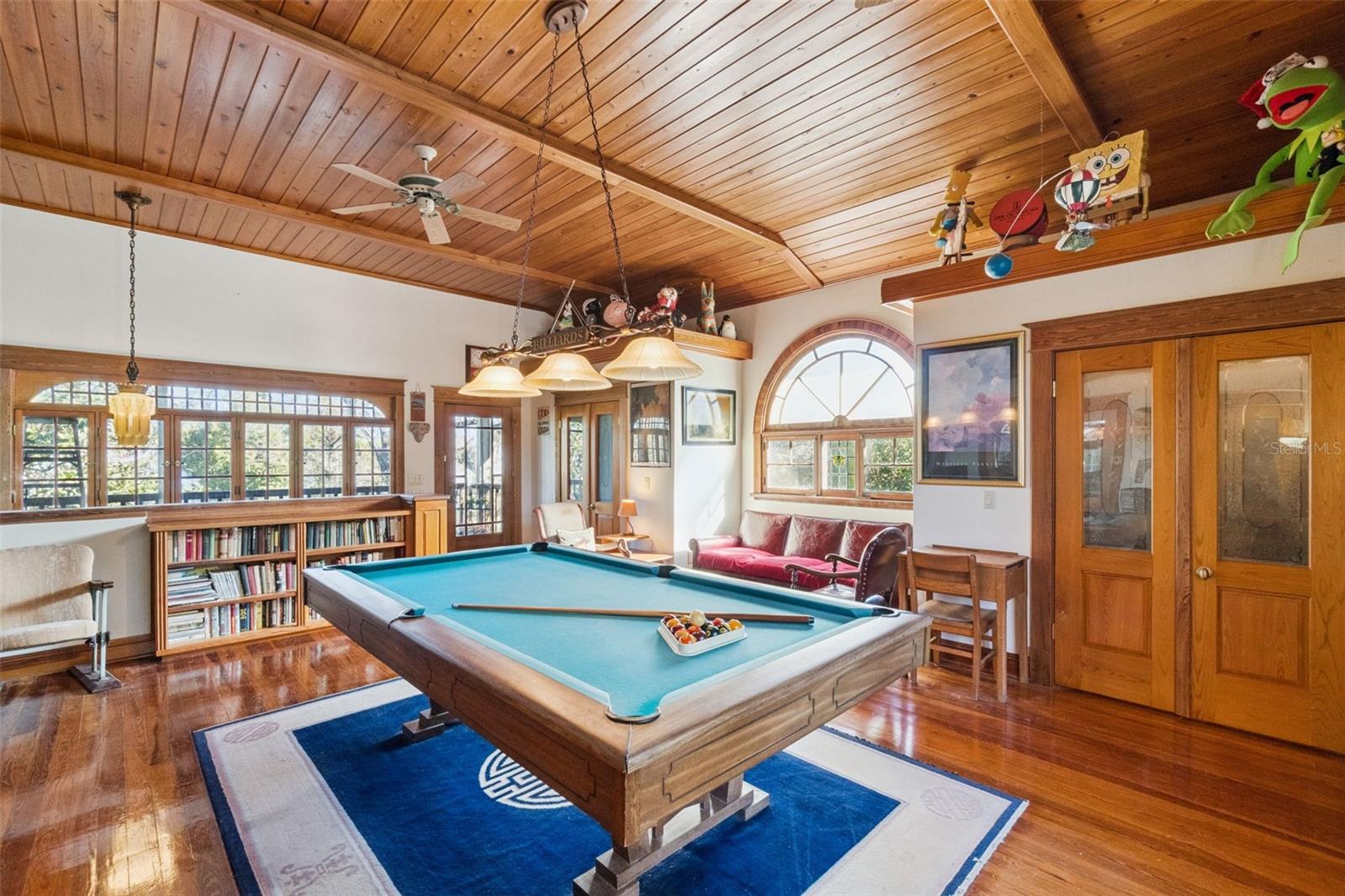 Image 18 of 31 For 1951 Staunton Avenue