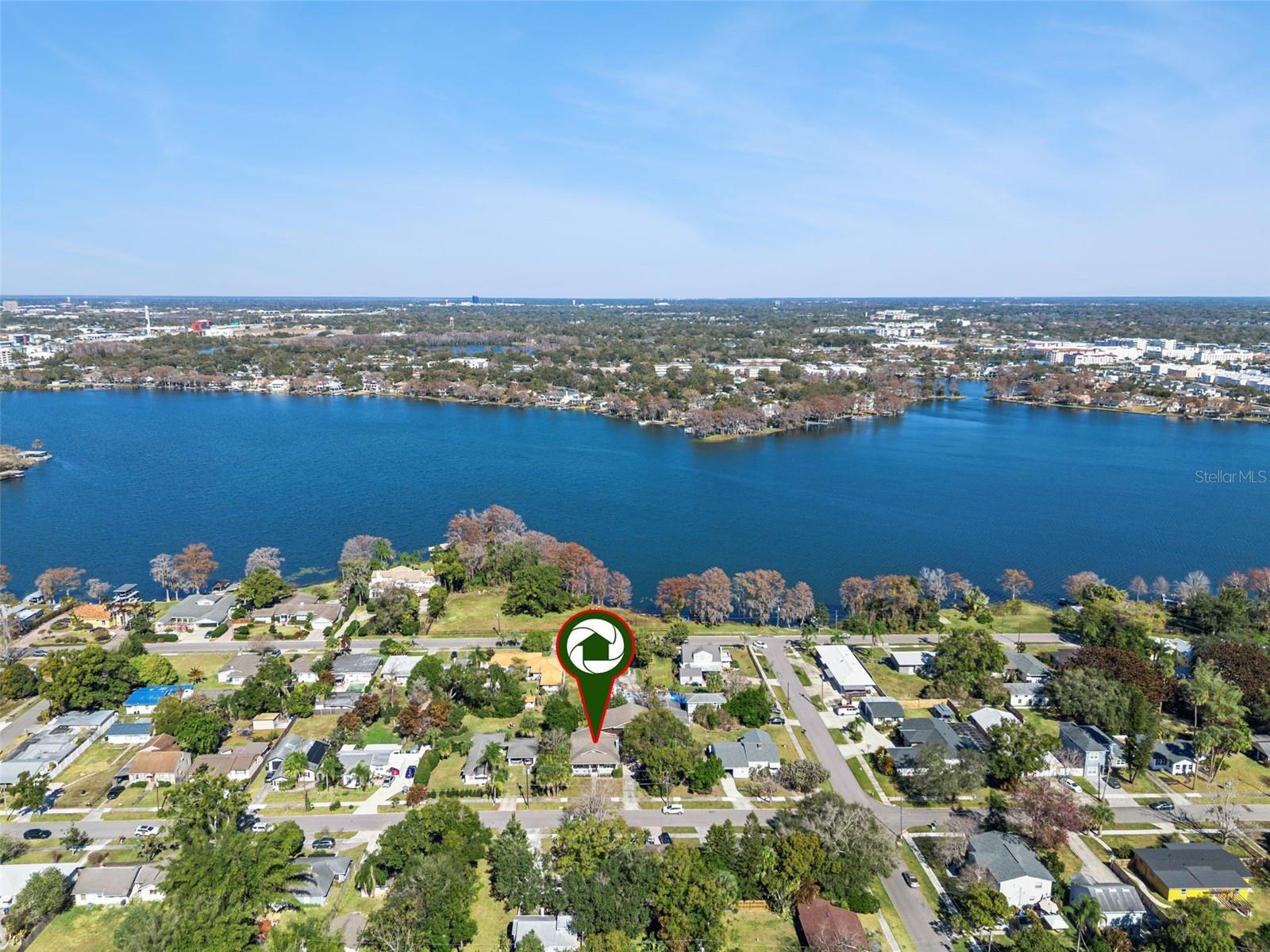 Image 29 of 31 For 1951 Staunton Avenue