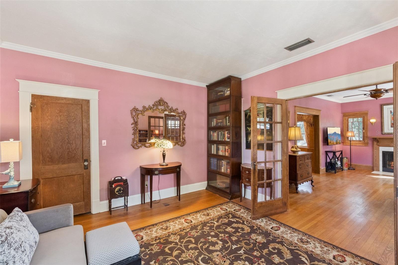 Image 5 of 31 For 1951 Staunton Avenue