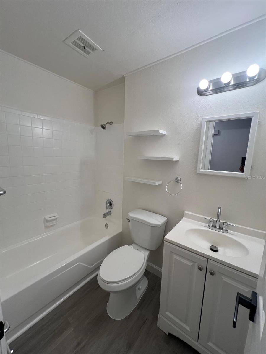 Image 4 of 9 For 2623 Coral Avenue