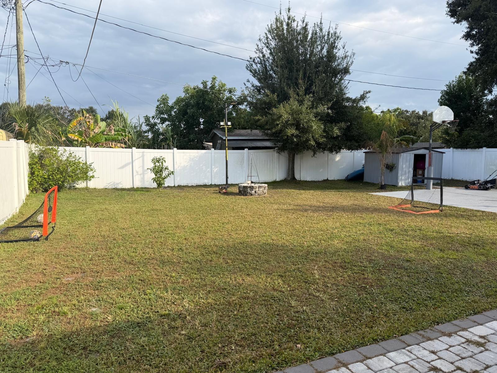 Image 9 of 9 For 2623 Coral Avenue