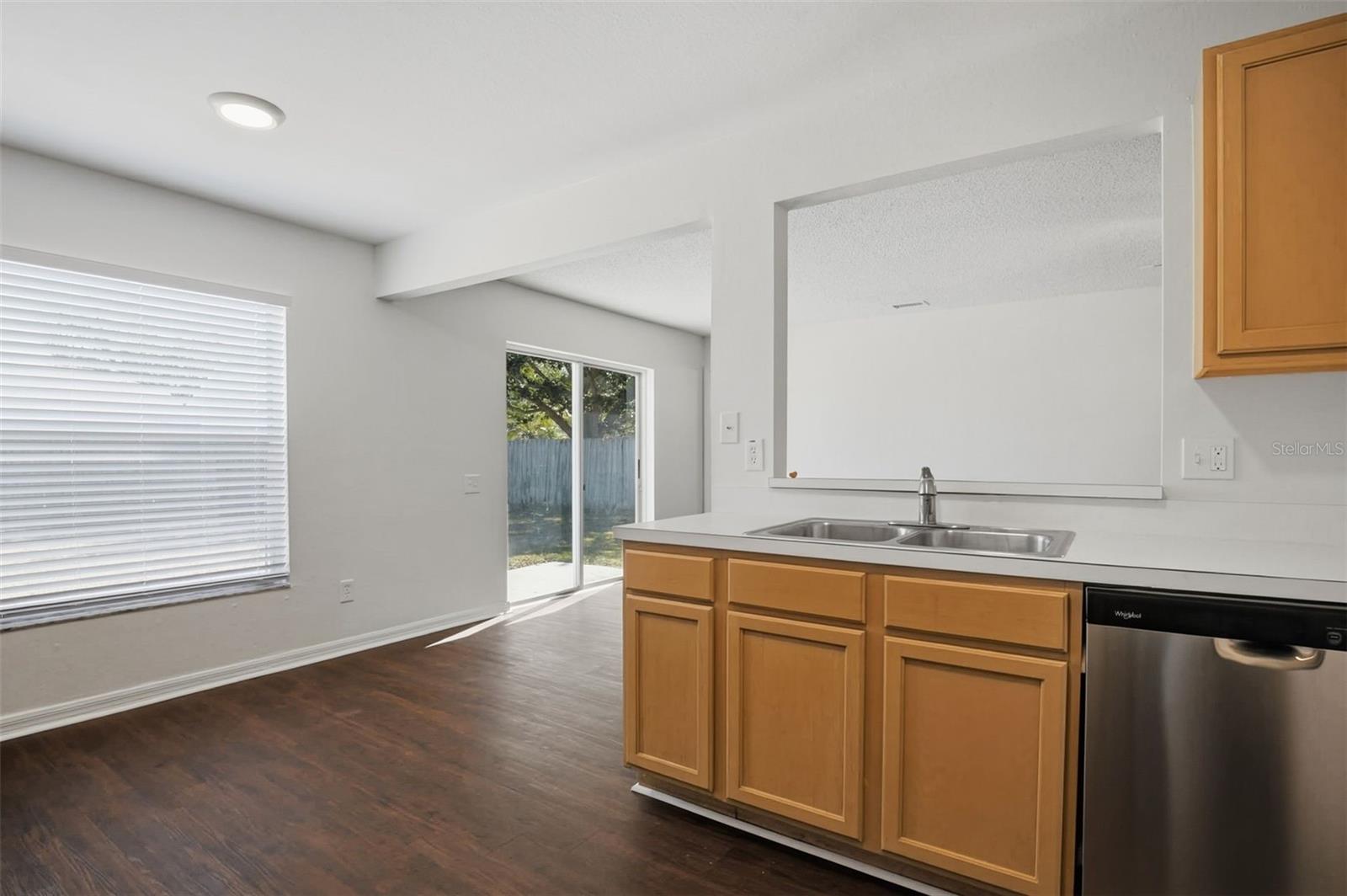 Image 16 of 34 For 12519 Dawn Vista Drive