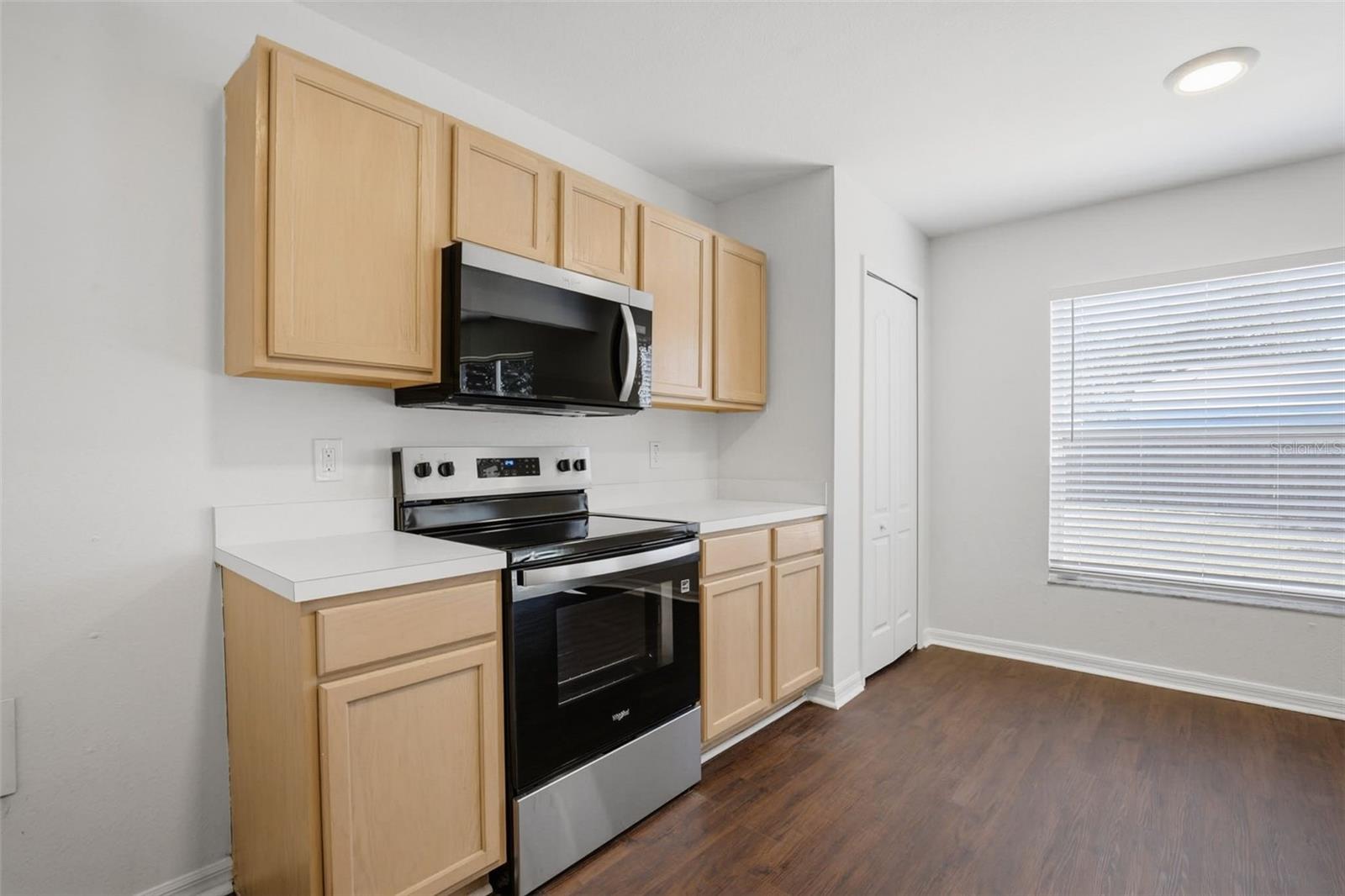 Image 18 of 34 For 12519 Dawn Vista Drive