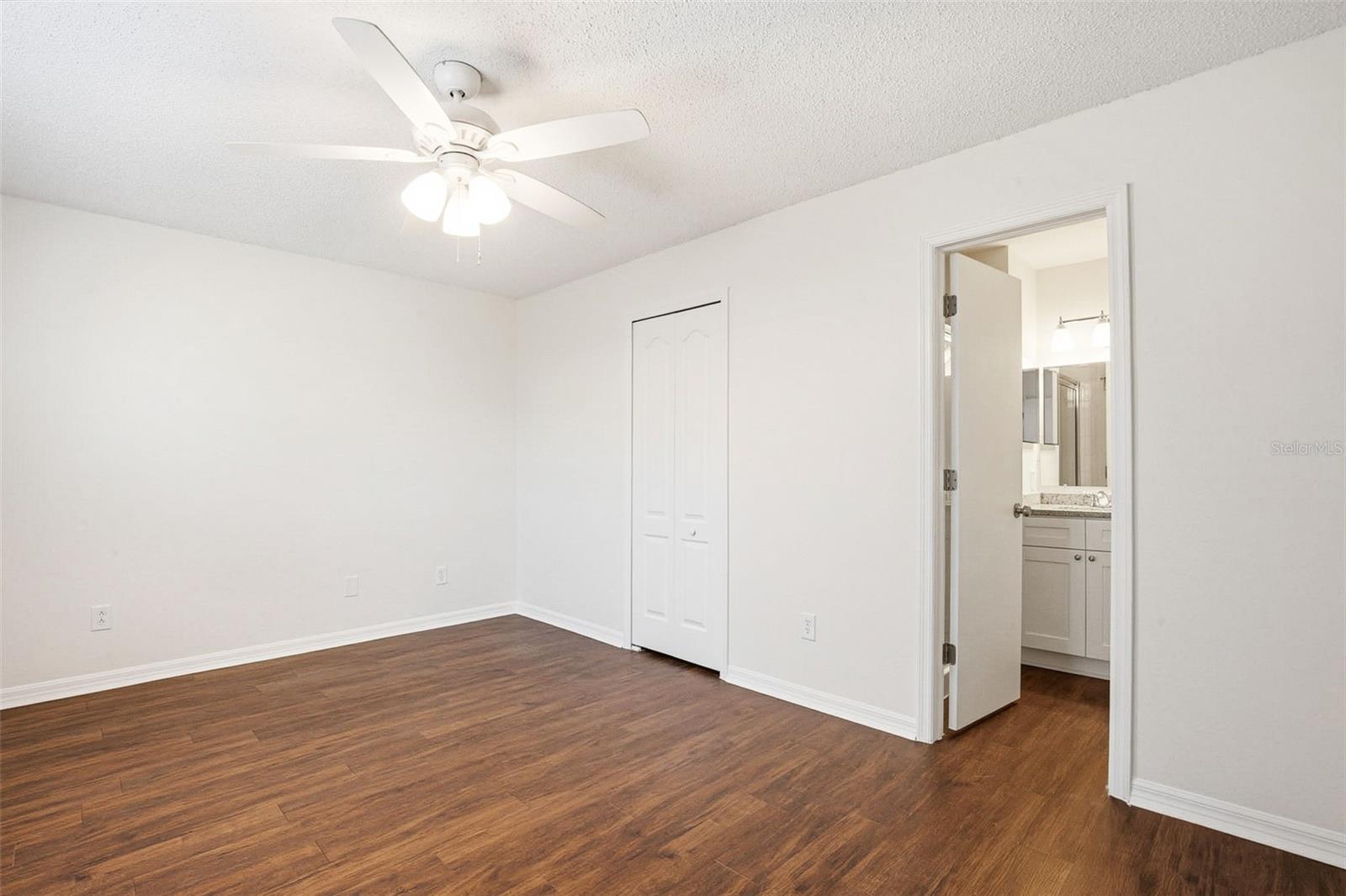 Image 23 of 34 For 12519 Dawn Vista Drive