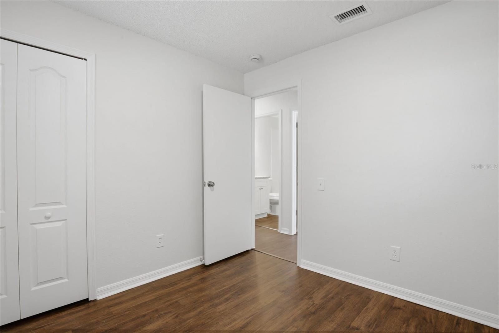 Image 28 of 34 For 12519 Dawn Vista Drive