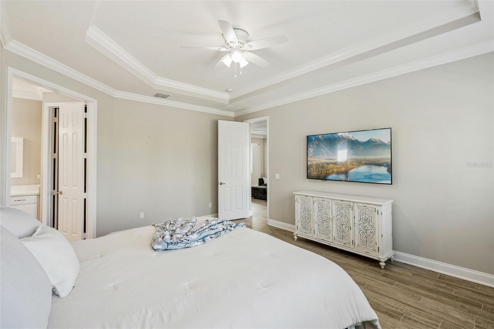 Image 14 of 61 For 2169 Bay Line Road