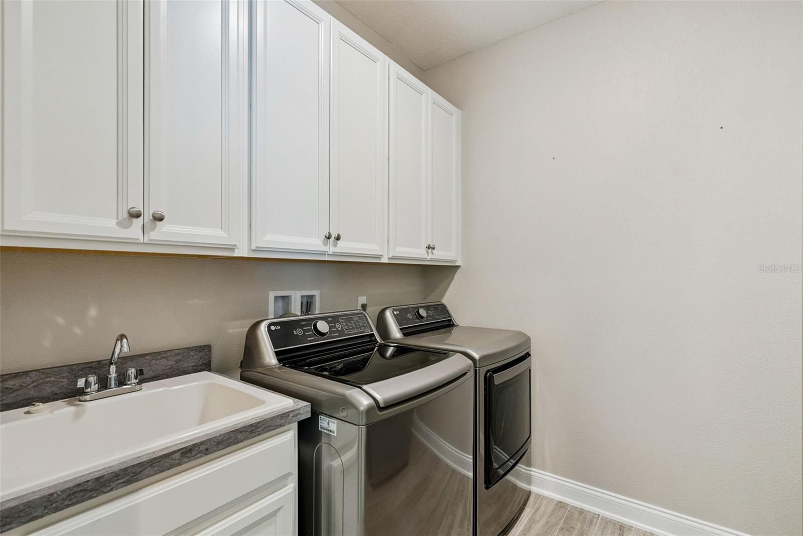 Image 29 of 61 For 2169 Bay Line Road