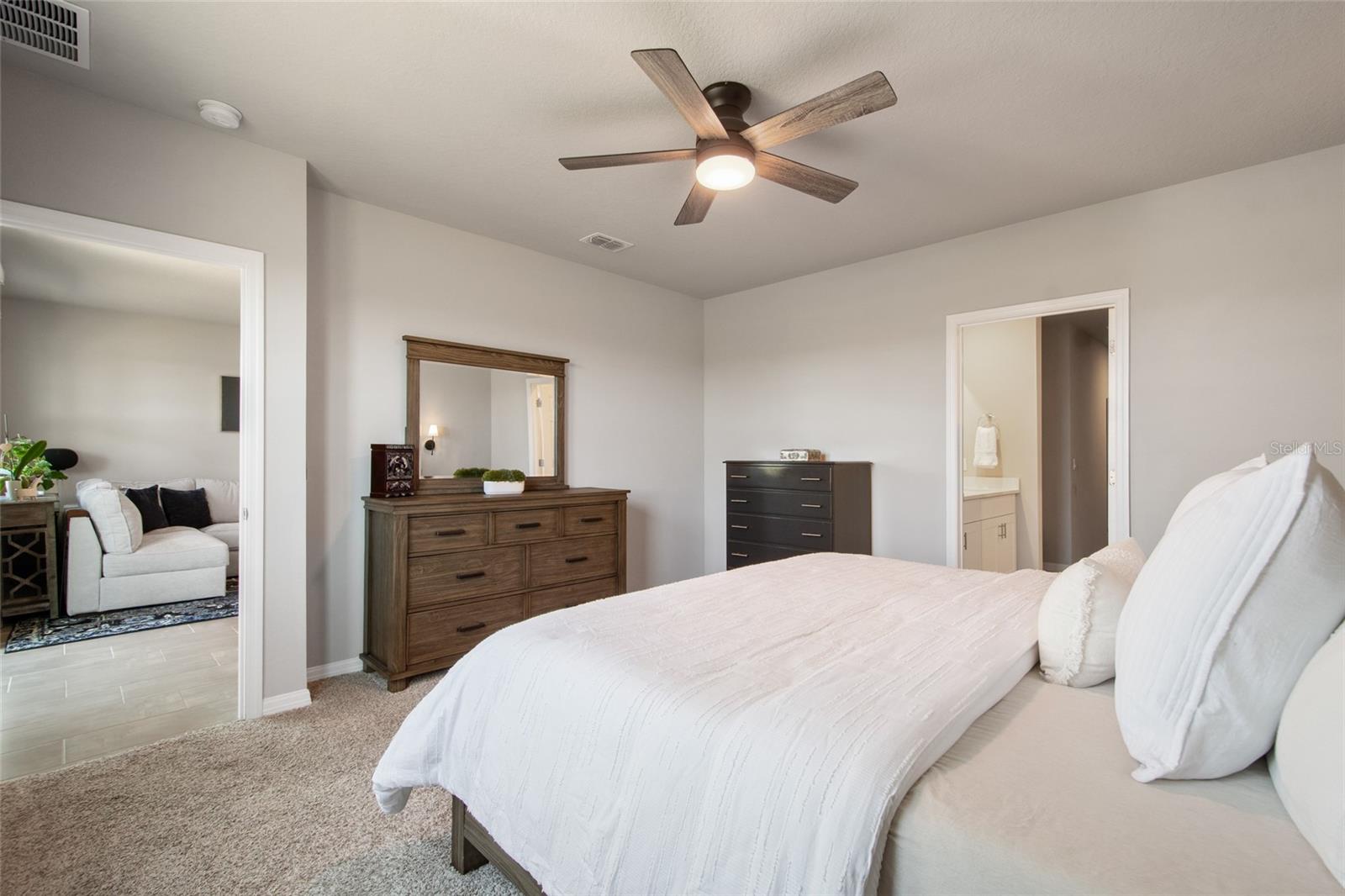 Image 28 of 67 For 370 Whistling Duck Trail