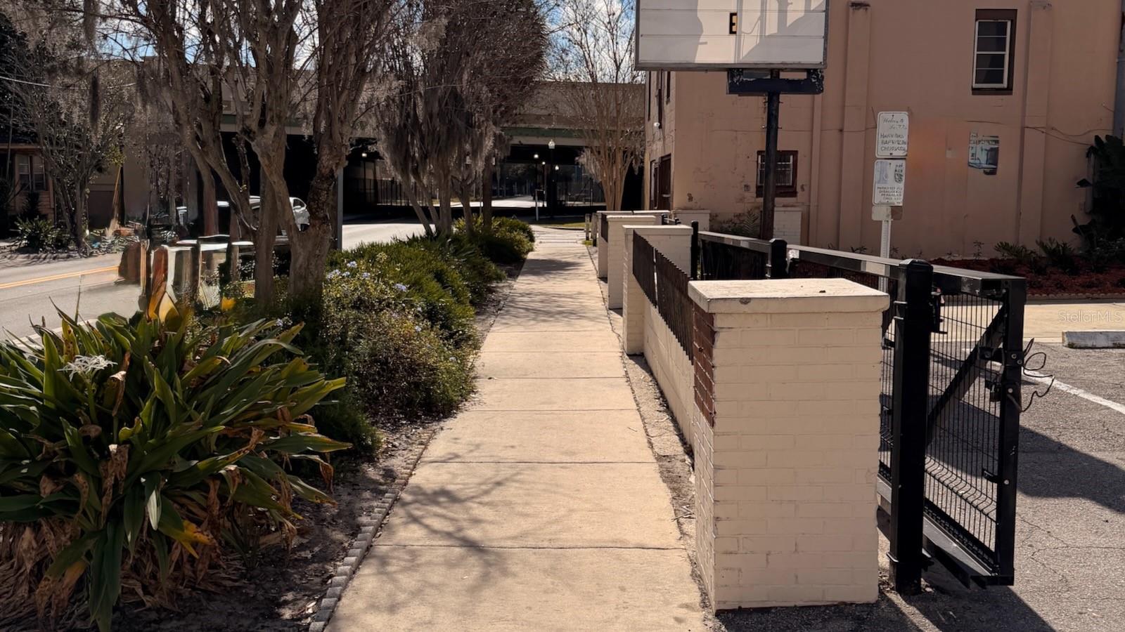 Image 13 of 16 For 514 Parramore Avenue