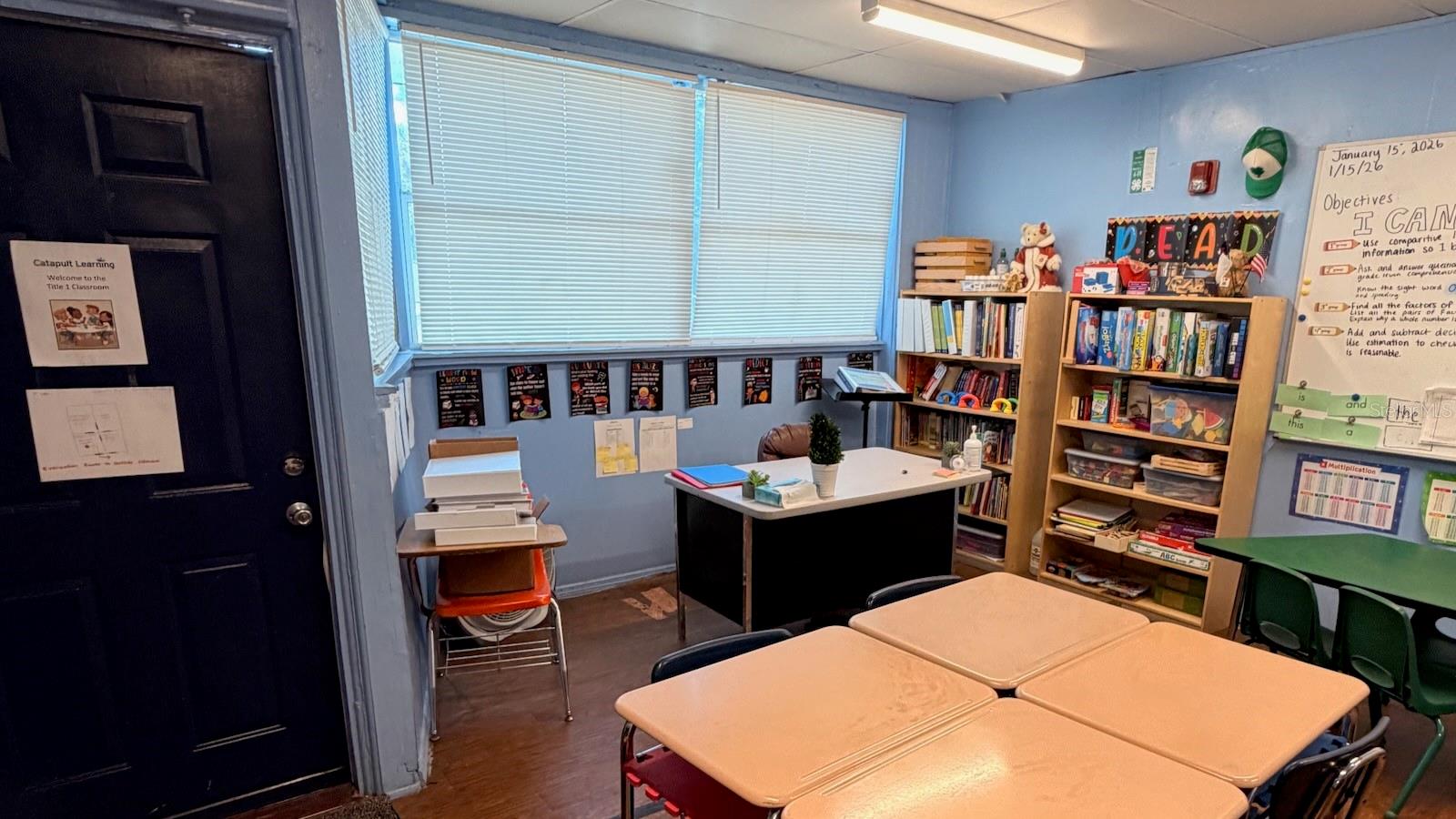 Image 8 of 16 For 514 Parramore Avenue