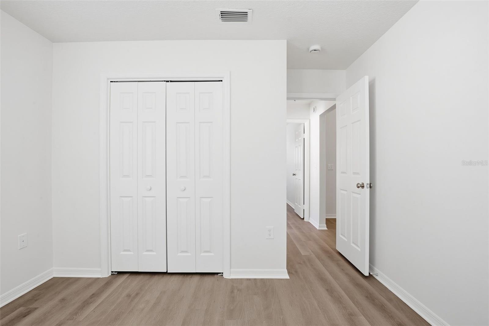 Image 9 of 35 For 10835 Peppersong Drive