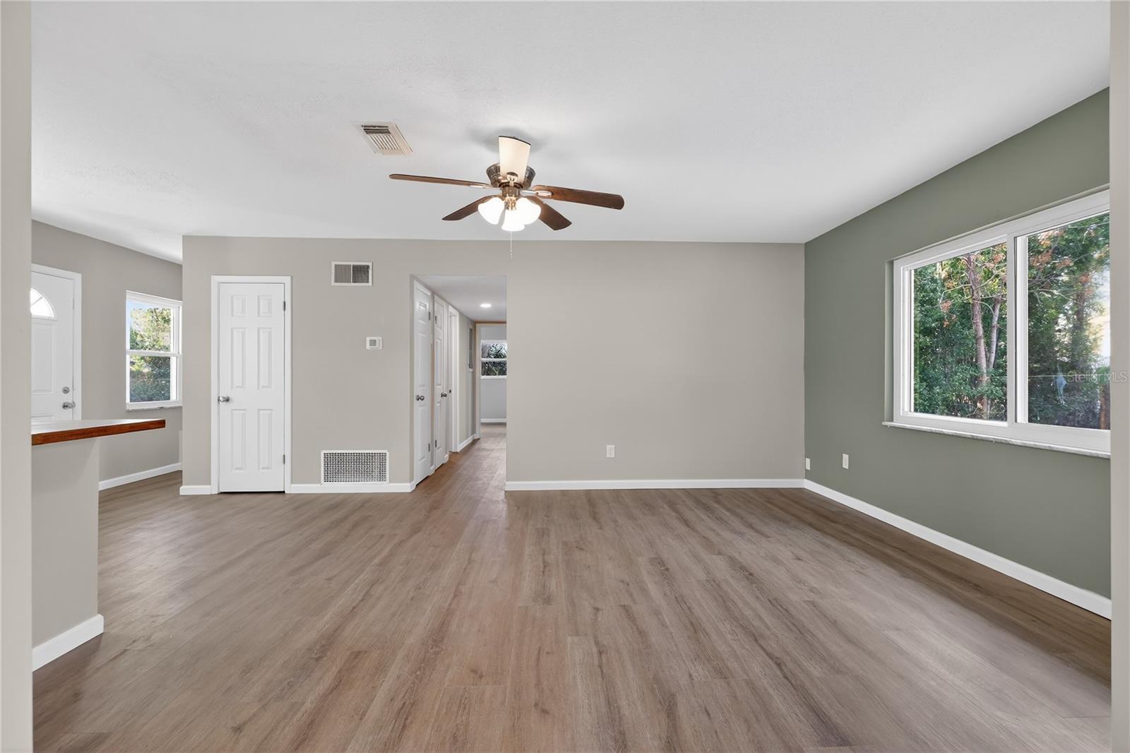 Image 12 of 34 For 3201 Joyann Street