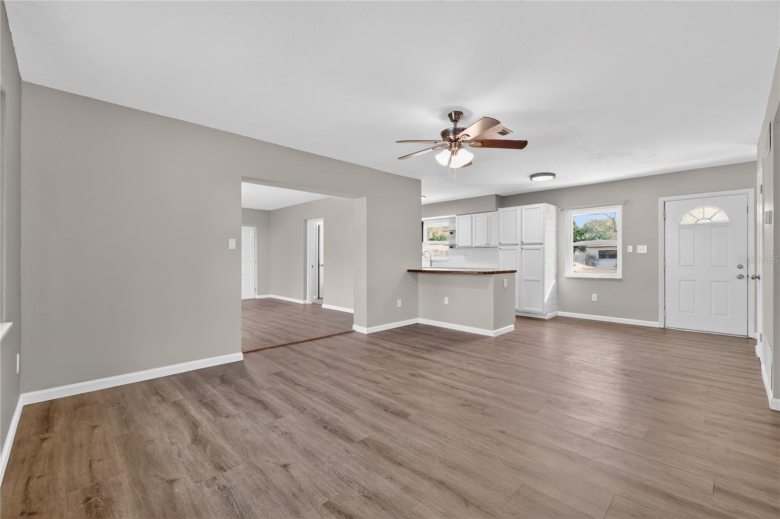 Image 6 of 34 For 3201 Joyann Street