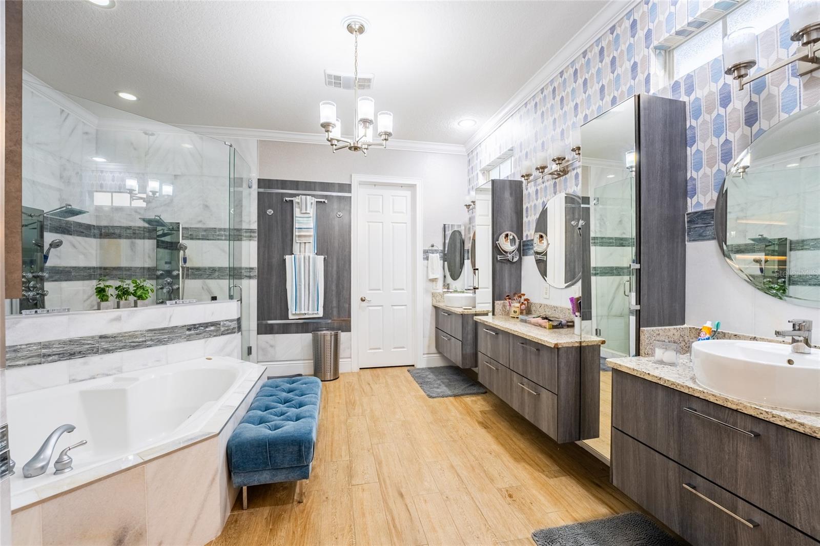 Image 21 of 44 For 6001 Caymus Loop