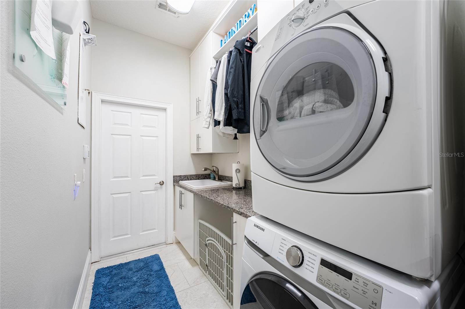 Image 26 of 44 For 6001 Caymus Loop