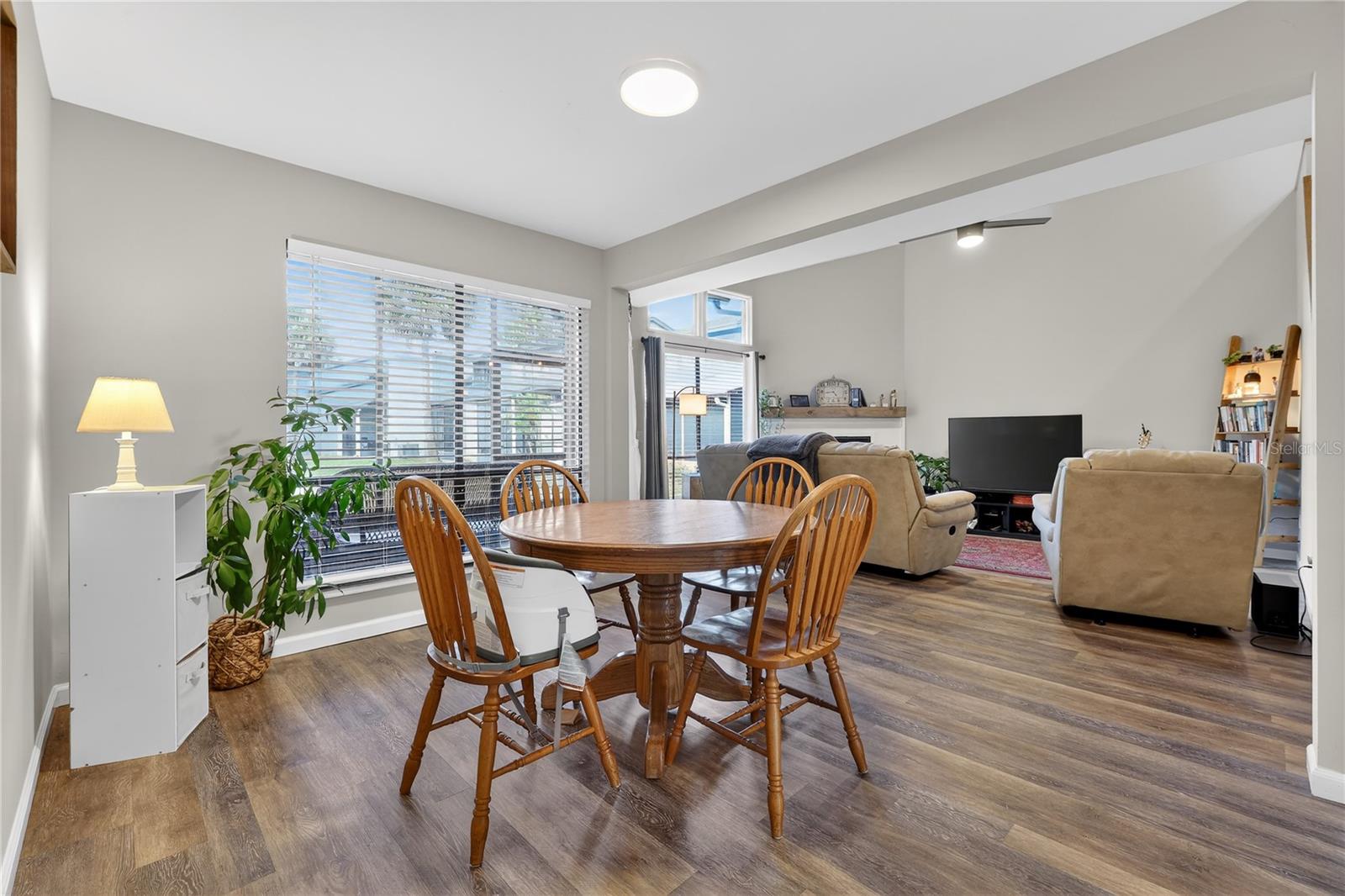 Image 10 of 30 For 4416 Dunwoody Place 9