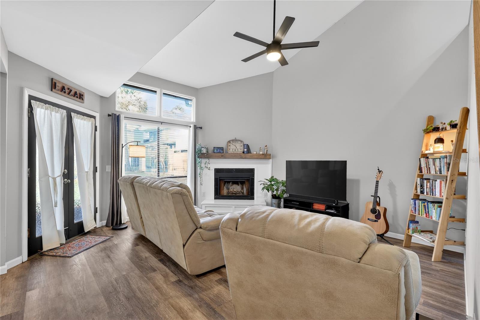 Image 11 of 30 For 4416 Dunwoody Place 9