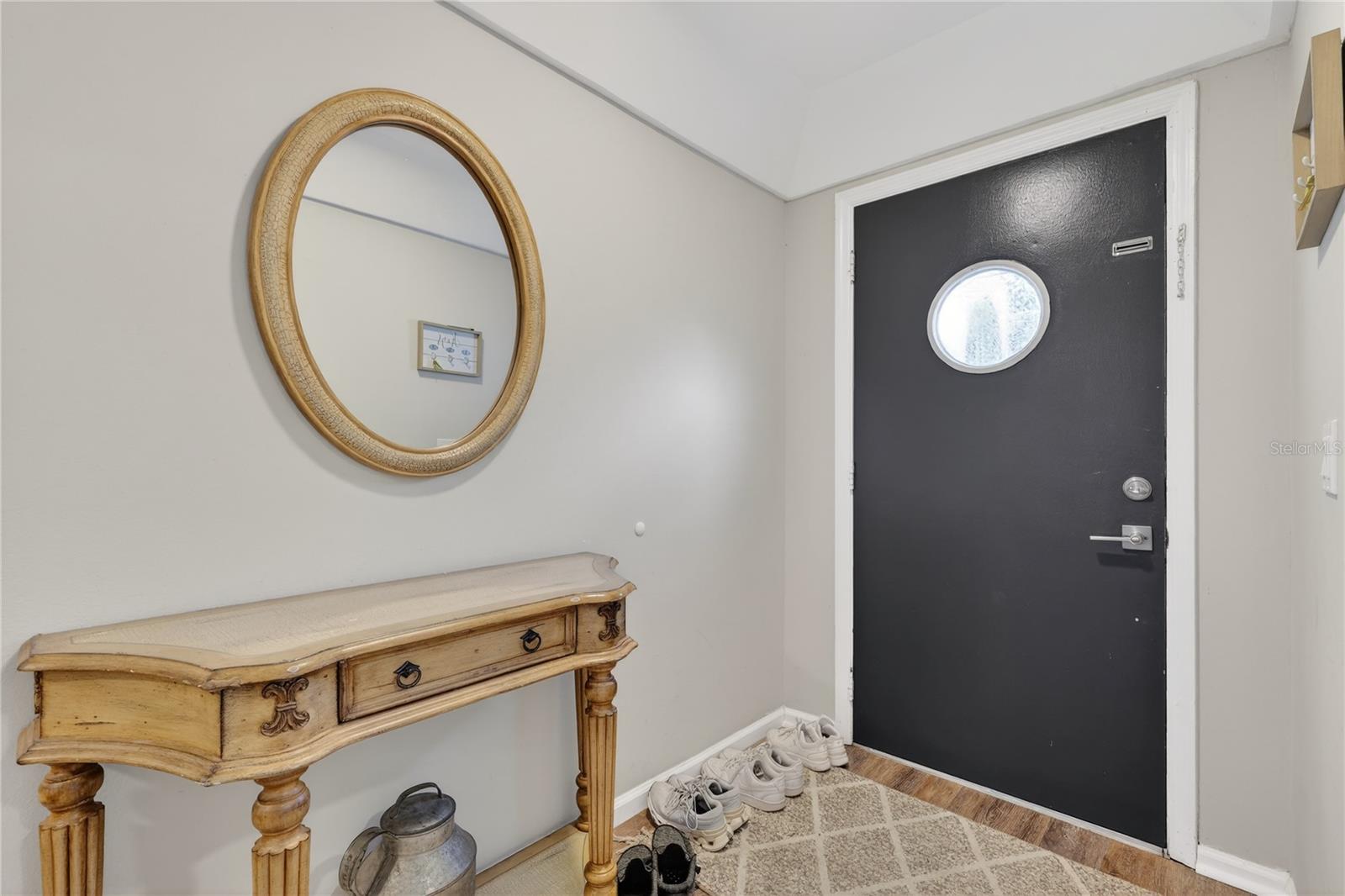 Image 3 of 30 For 4416 Dunwoody Place 9