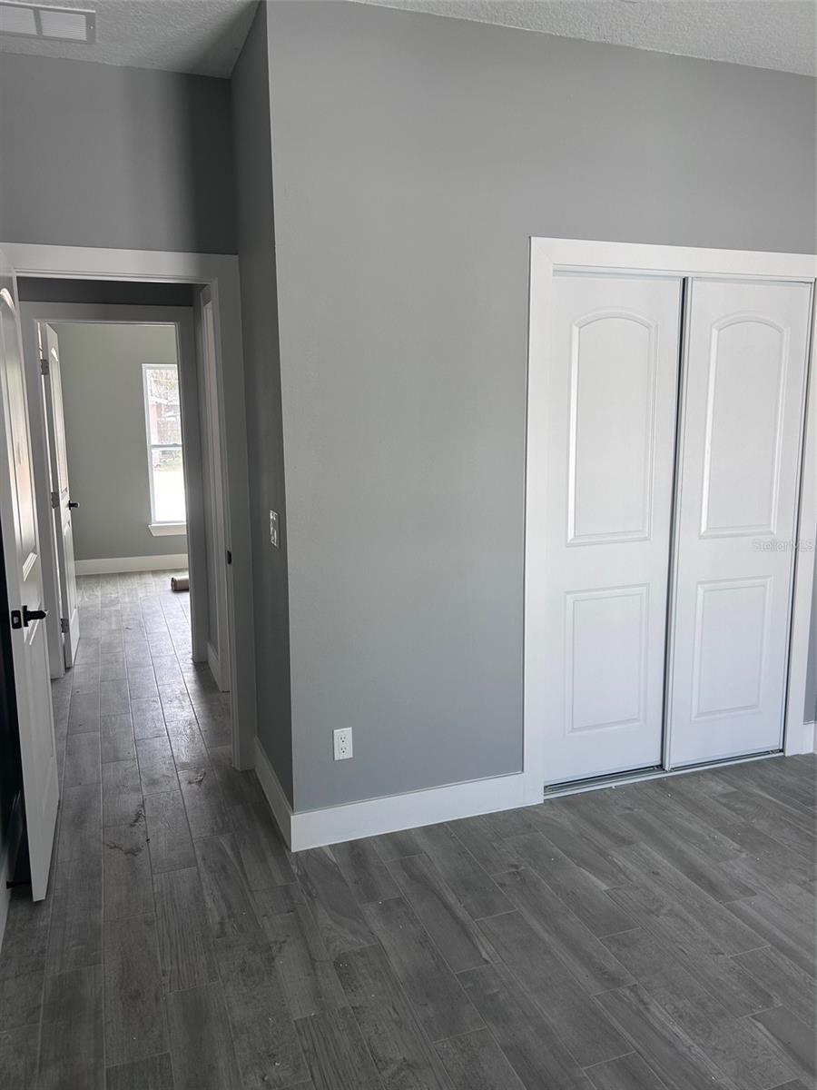 Image 14 of 17 For 509 Duss Street