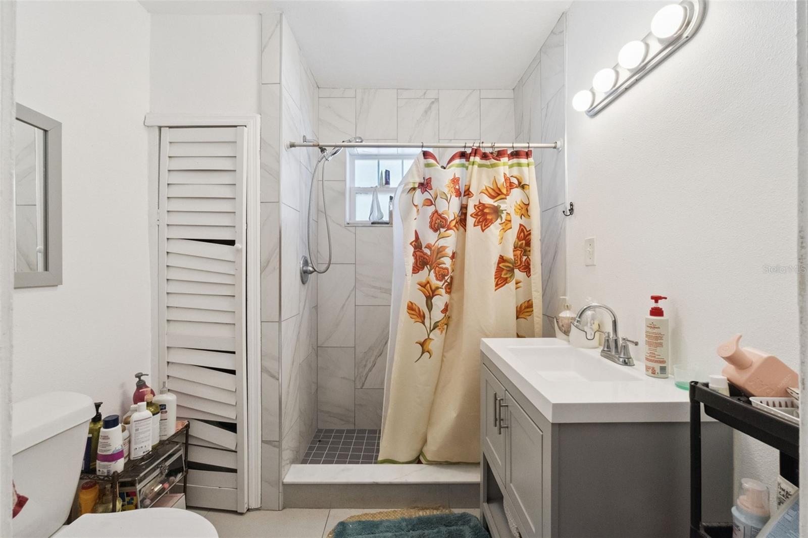 Image 11 of 13 For 310 Magnolia Street