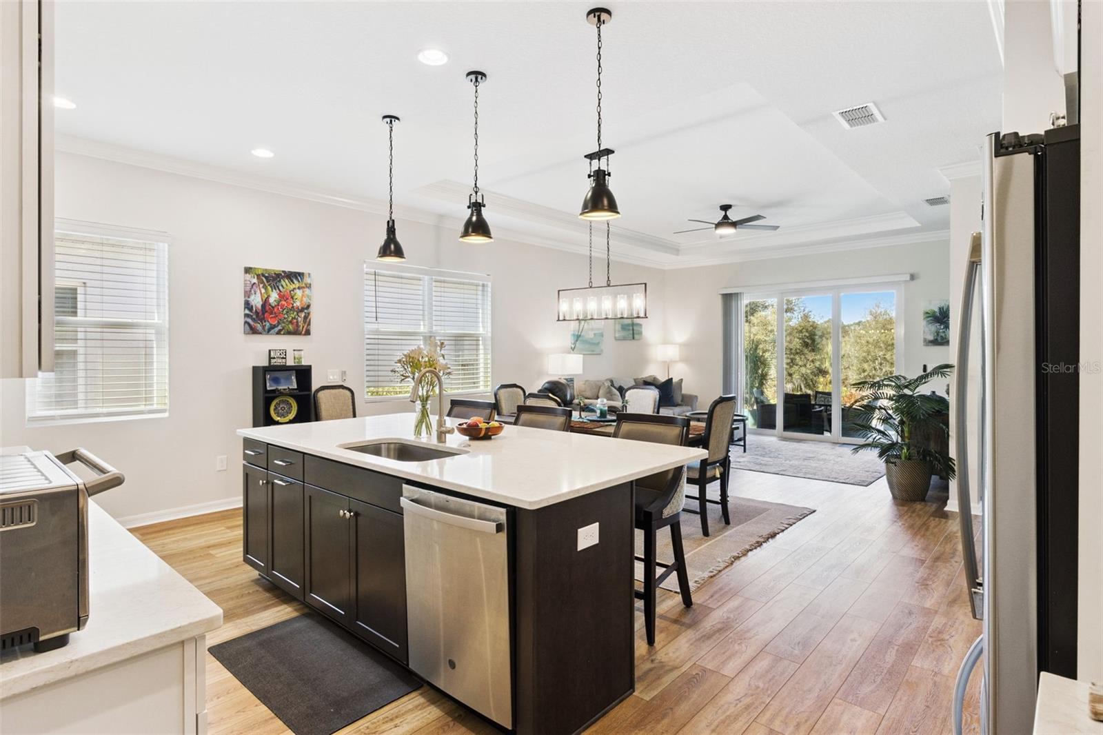 Image 18 of 48 For 7637 Sand Pierre Court