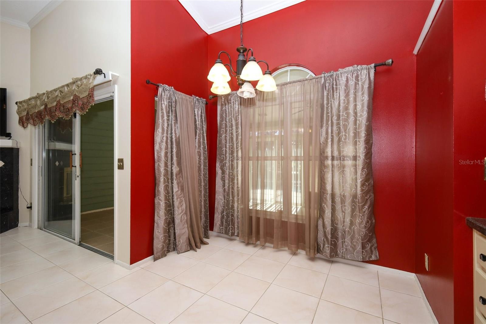 Image 16 of 48 For 7222 High Lake Drive