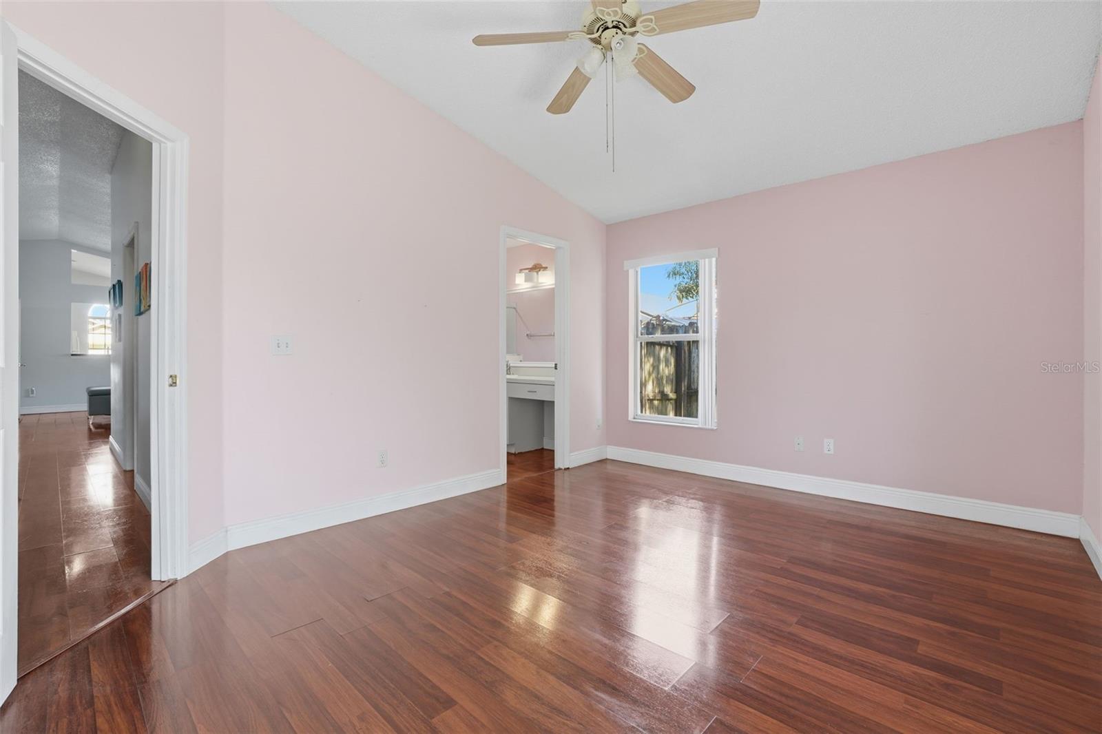 Image 17 of 30 For 9760 Violet Drive