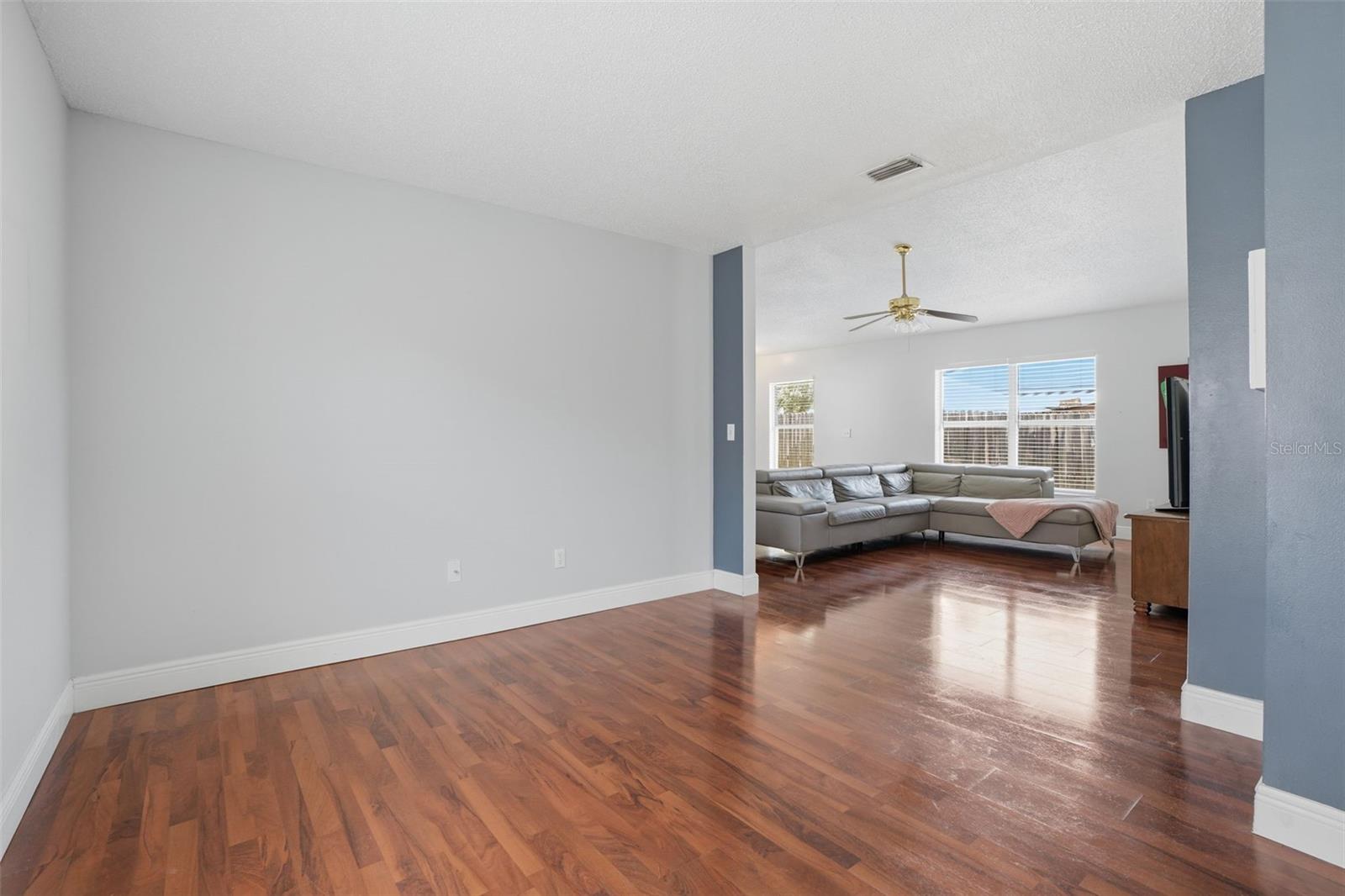 Image 18 of 30 For 9760 Violet Drive