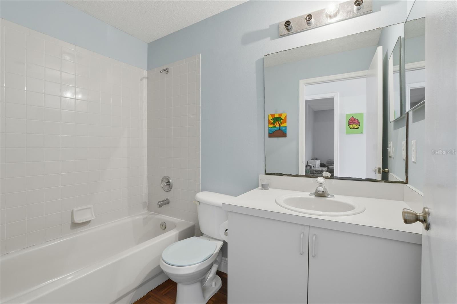 Image 24 of 30 For 9760 Violet Drive