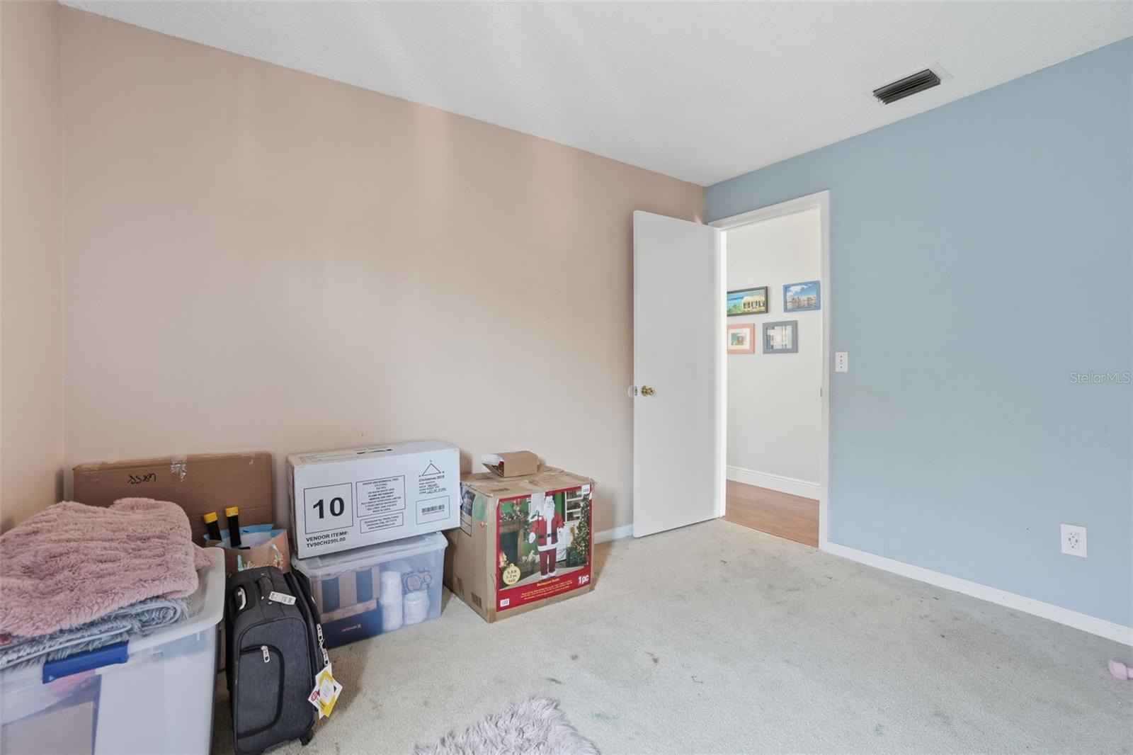 Image 27 of 30 For 9760 Violet Drive