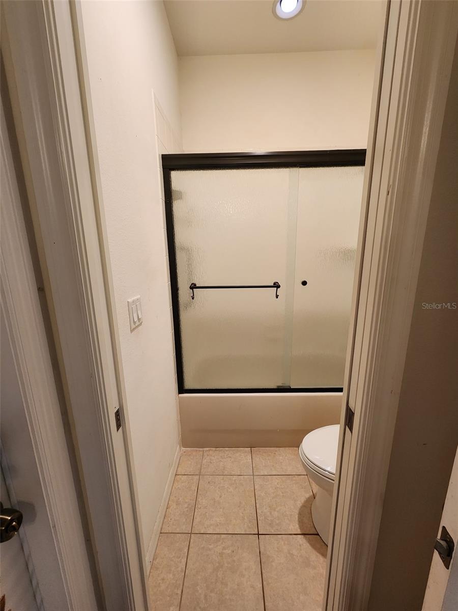 Image 21 of 28 For 1829 Mira Lago Circle